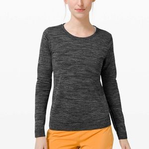 Lululemon Swiftly Relaxed LS